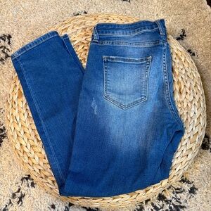 Cello Women's Straight Leg Blue Jeans